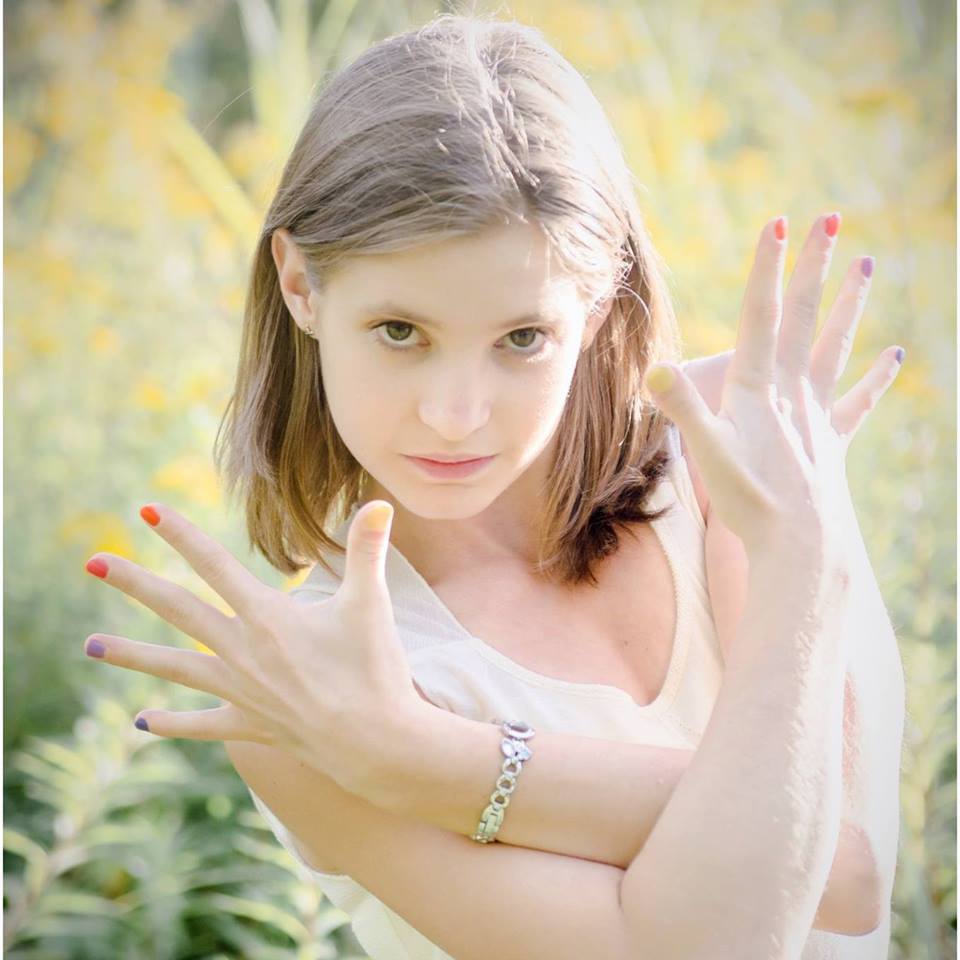 L’interview décalée d’Anne Kuhm : « Si j’étais un animal, je serais un chat parce qu’il retombe toujours sur ses pattes »