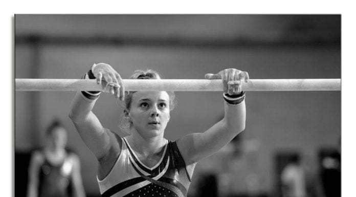 Lorette Charpy : « J’ai senti qu’une main n’avait pas lâché la barre alors j’ai groupé et fermé les yeux »