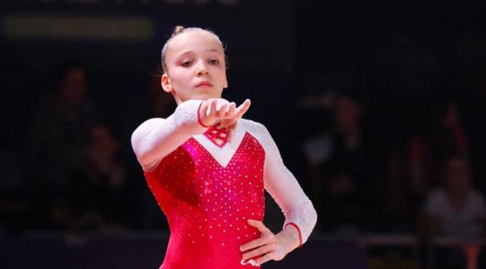 Histoires de confinement : passion football pour Louane Versaveau