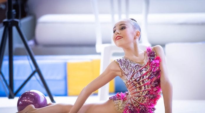 Mieux comprendre les bases de la gymnastique rythmique