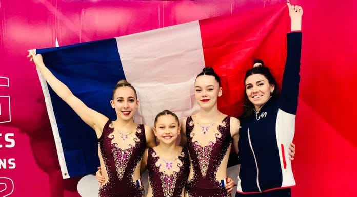 Gym acrobatique : un triple arrière et un trio qui entrent dans l’histoire