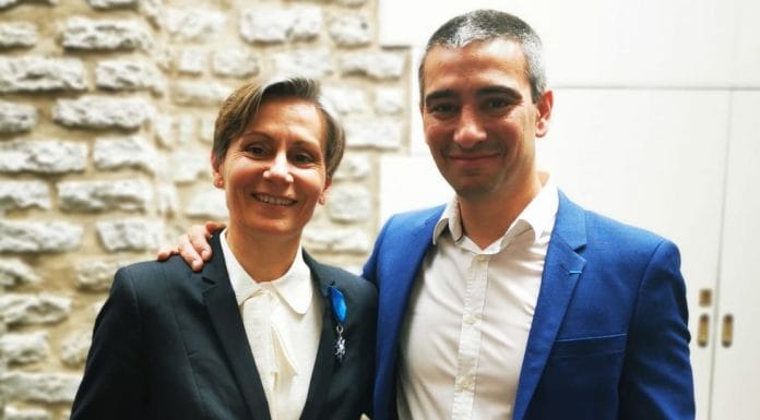 L’ancienne gymnaste Karine Boucher médaillée de l’ordre national du mérite