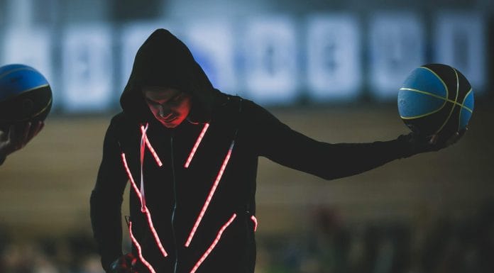 De la gymnastique au basket acrobatique : à la rencontre des Flying Dunkers