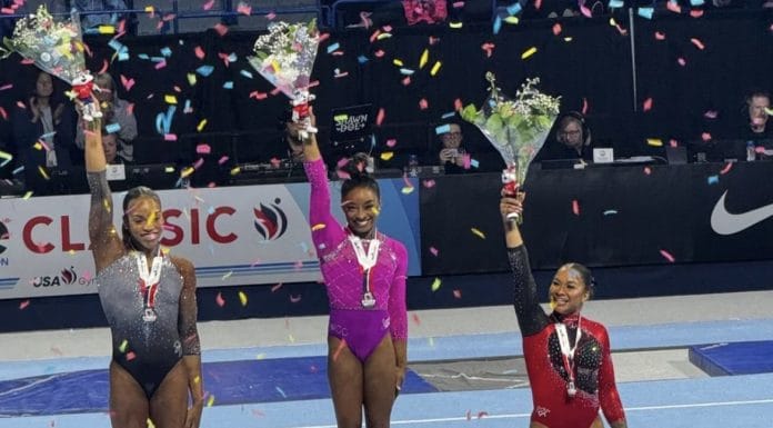 US Classic : Simone Biles s’impose au concours général, Gabby Douglas se retire après les barres