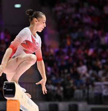 Kaylia Nemour en tête du classement mondial à la poutre
