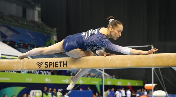 Kaylia Nemour en or et en argent à Baku